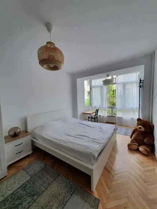 Spacious And Quiet 1Br Apartment In Floreasca Bucharest